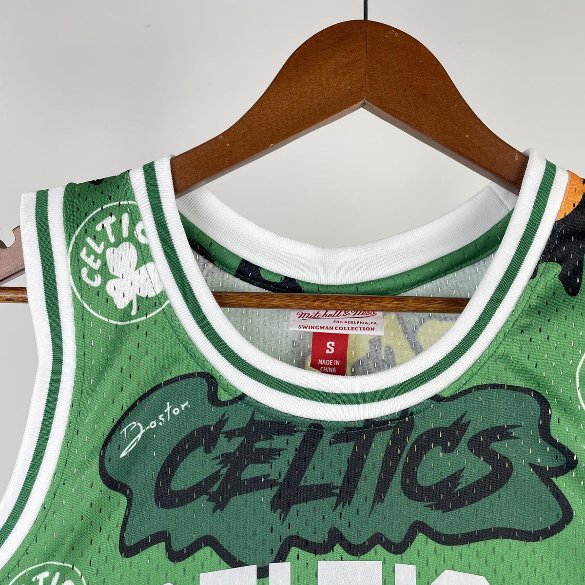 Jersey Swingman Slap Sicker Boston Celtics Mitchell & Ness 1985/86